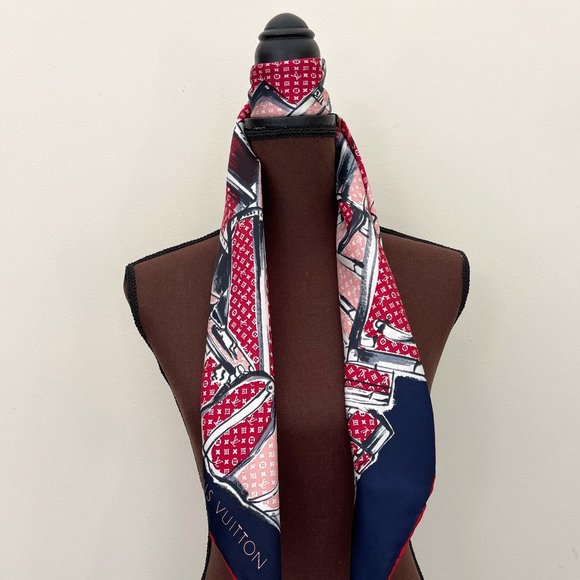 New Louis Vuitton Scarf Trunks & Luggage Monogram Blue Red Silk Wrap - Picture 14 of 16
